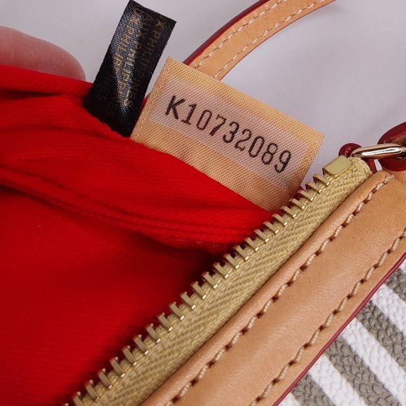 'DOONEY & BOURKE' LEATHER PINSTRIPE RED INTERIOR BAGGETT  DETACHABLE STRAP - Picture 10 of 16